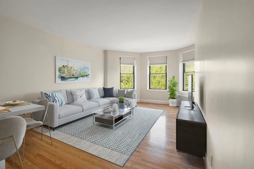 1 bed, 1 bath apartment for rent at 228 Commonwealth Ave Unit 7, Back Bay — photo 1 of 28