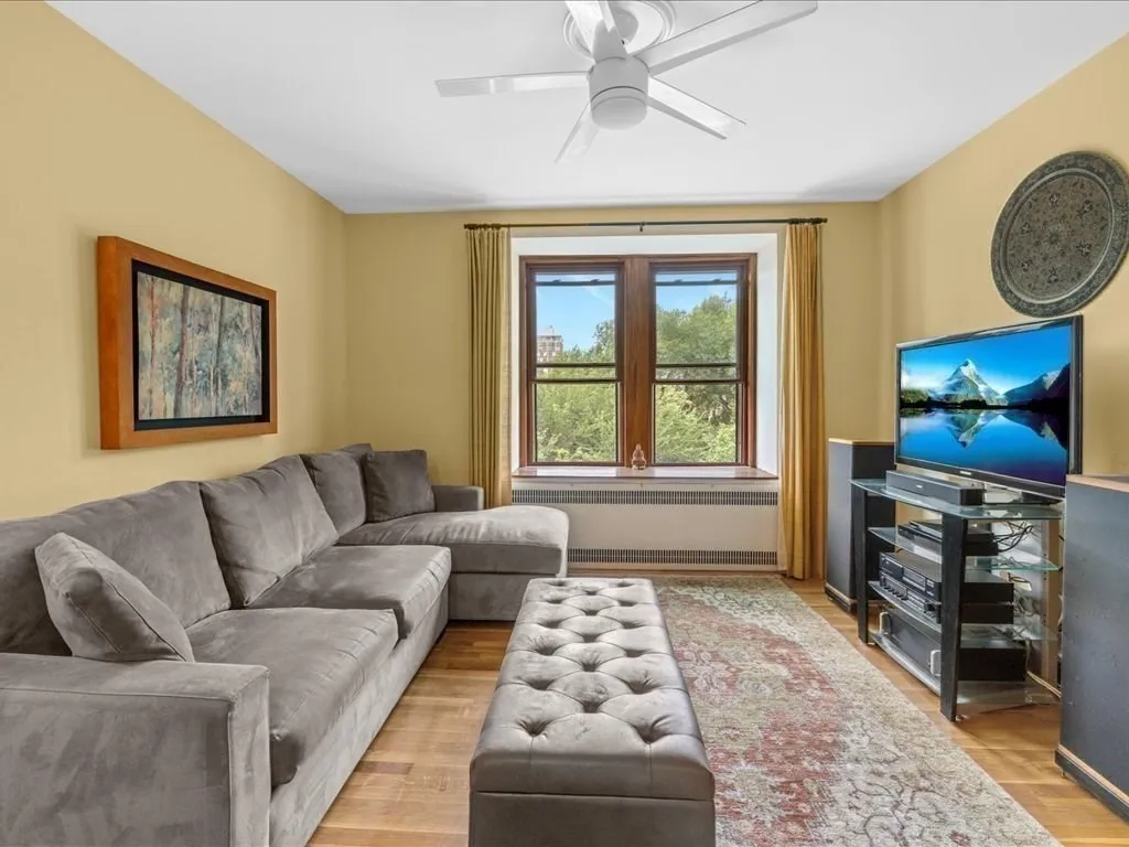 1 bed, 1 bath apartment for rent at 228 Commonwealth Ave Unit 9, Back Bay — photo 8 of 34