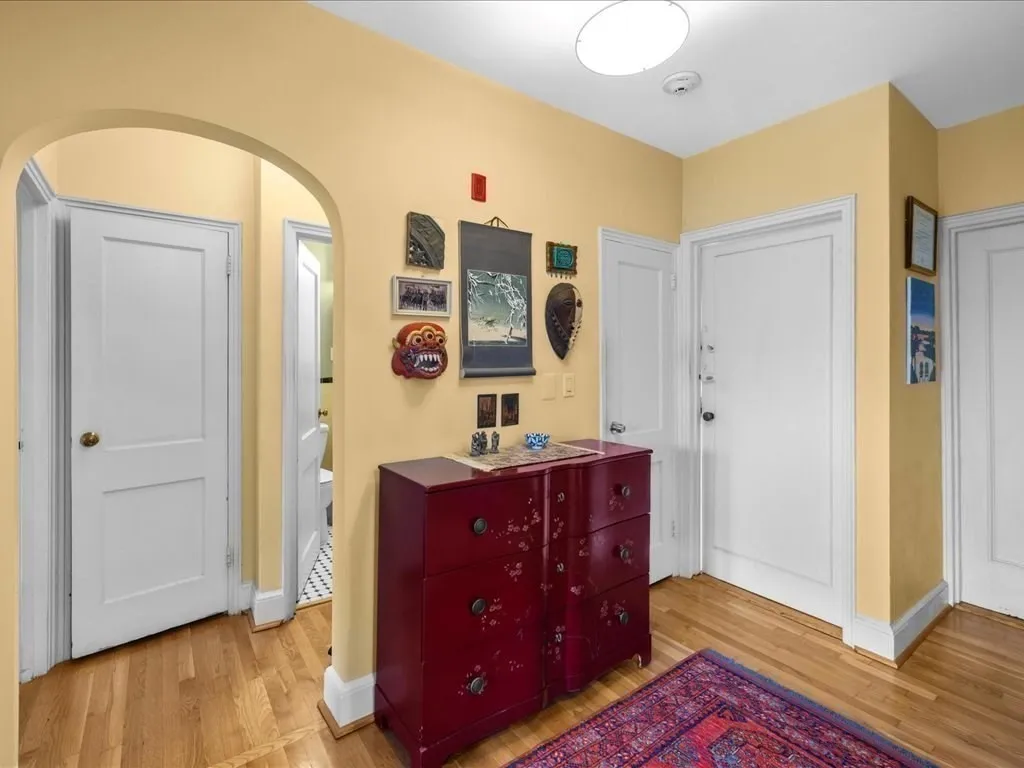 1 bed, 1 bath apartment for rent at 228 Commonwealth Ave Unit 9, Back Bay — photo 11 of 34
