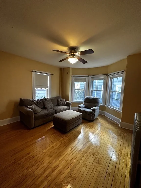 1 bed, 1 bath apartment for rent at 228 Cresent Ave Unit 1, Revere — photo 7 of 19