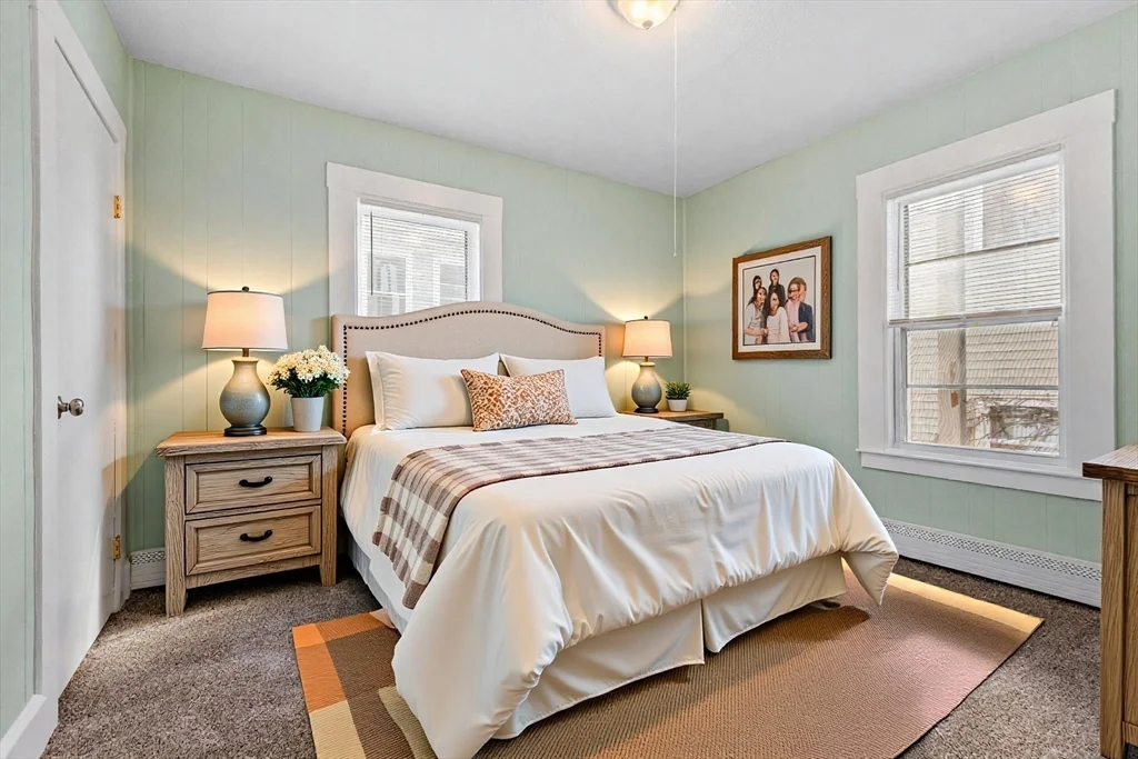 3 bed, 1 bath apartment for rent at 228 Daniels St Unit 1, Fitchburg — photo 3 of 6