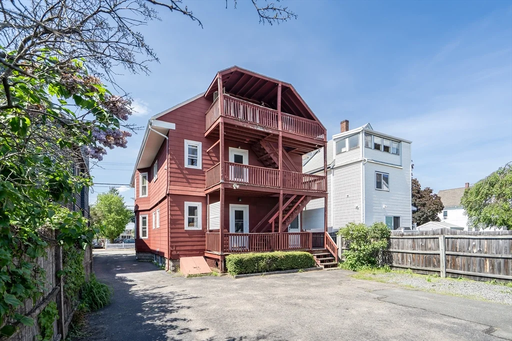 3 bed, 1 bath apartment for rent at 228 Harvard St Unit 2, Medford — photo 10 of 21