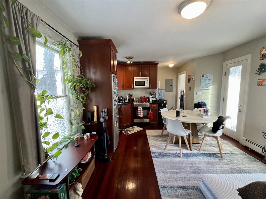 1 bed, 1 bath apartment for rent at 228 Hurley St Unit 1, East Cambridge — photo 1 of 9