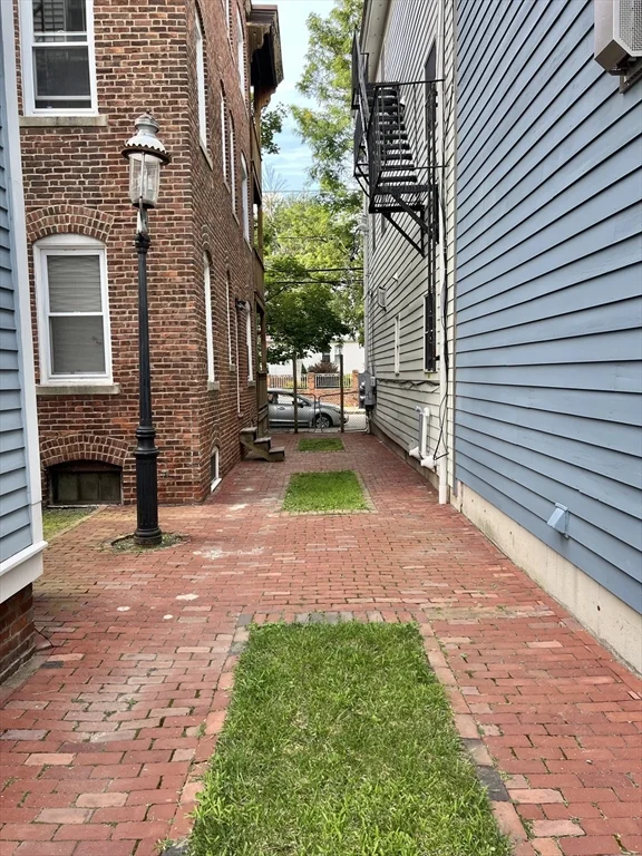 1 bed, 1 bath apartment for rent at 228 Hurley St Unit 2, East Cambridge — photo 11 of 13