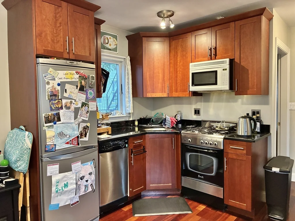 1 bed, 1 bath apartment for rent at 228 Hurley St Unit 2, East Cambridge — photo 2 of 13