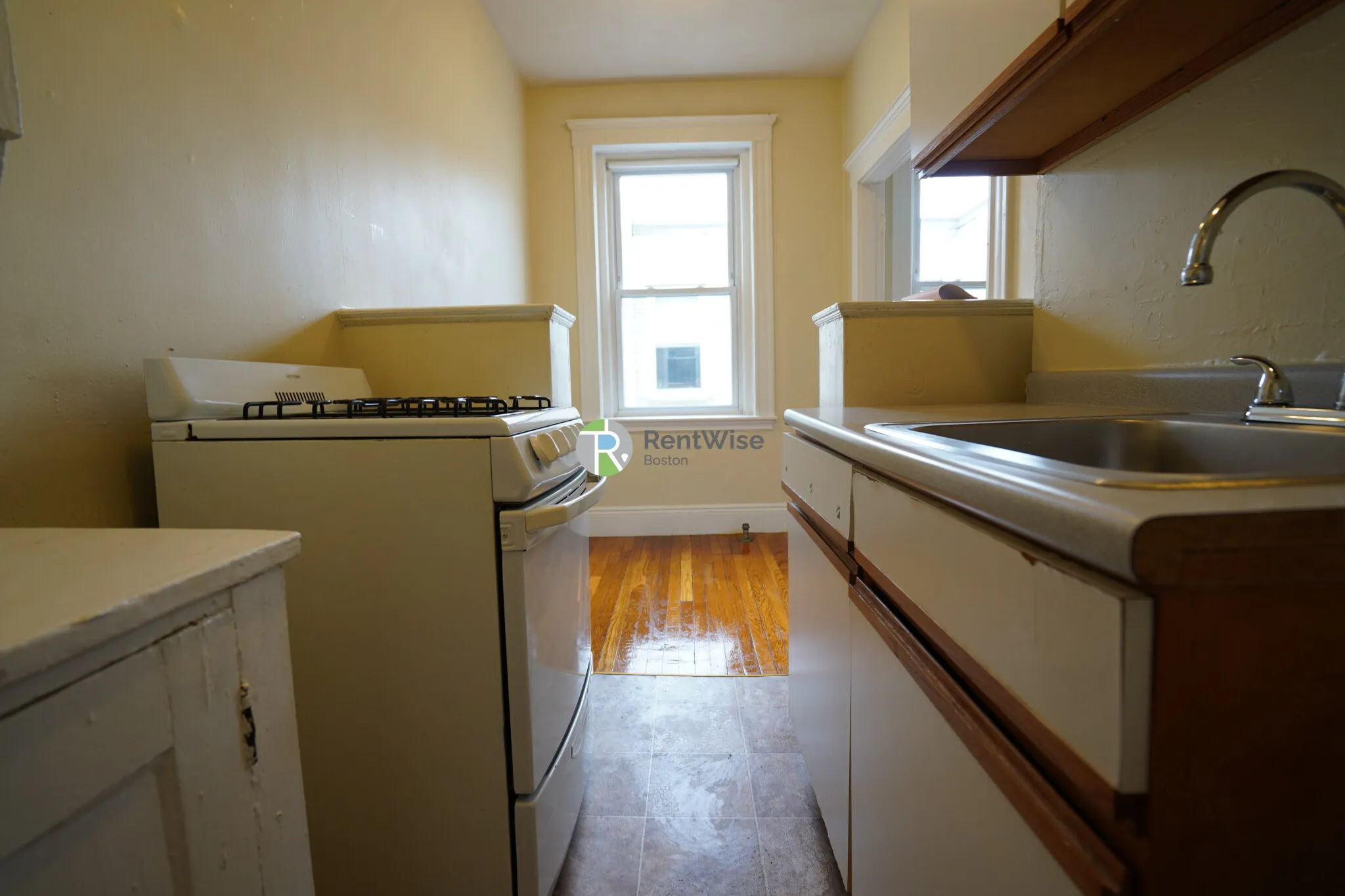 1 bed, 1 bath apartment for rent at 228 Kelton St Unit 16, Allston — photo 9 of 15