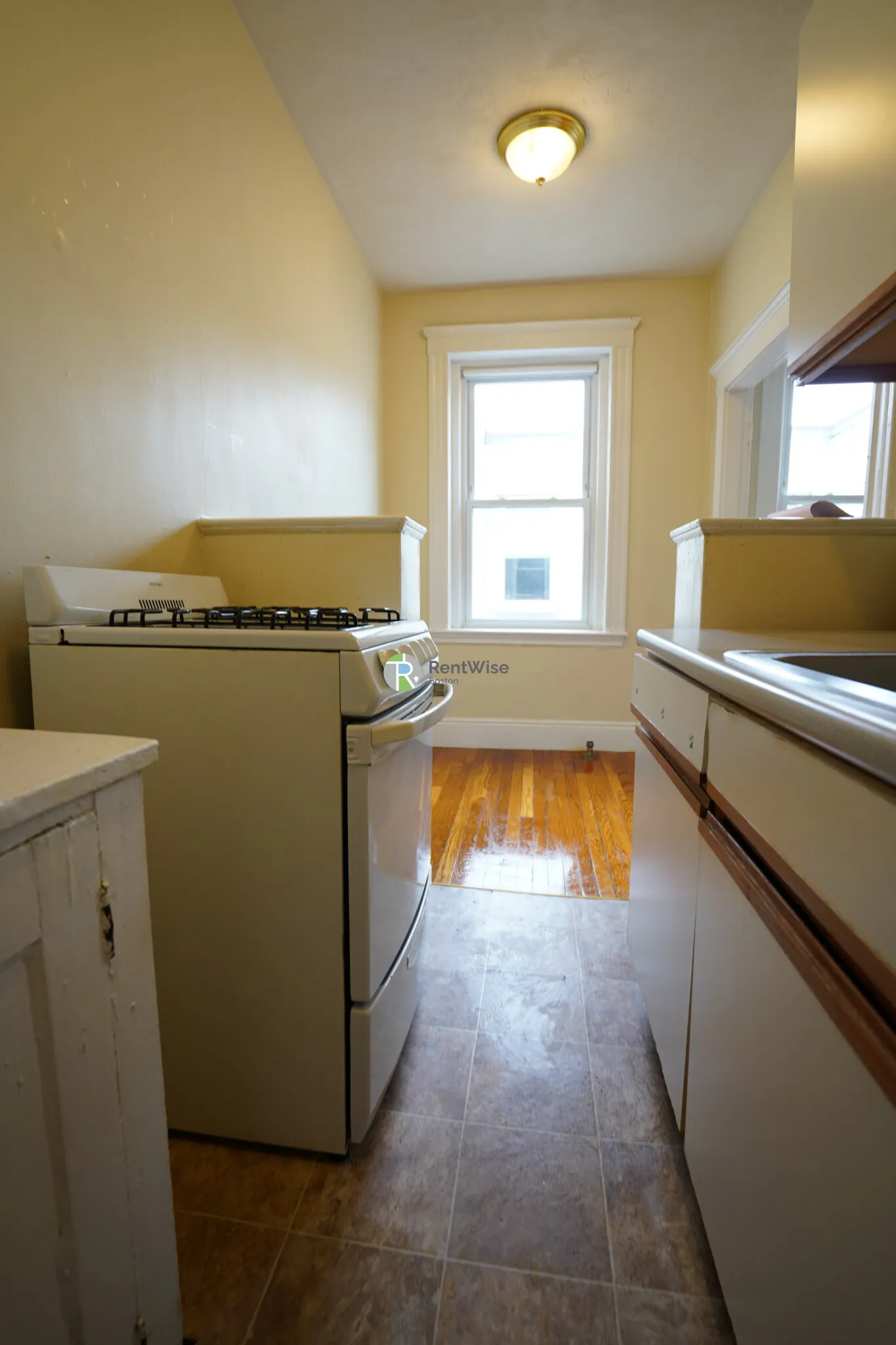 1 bed, 1 bath apartment for rent at 228 Kelton St Unit 16, Allston — photo 8 of 15