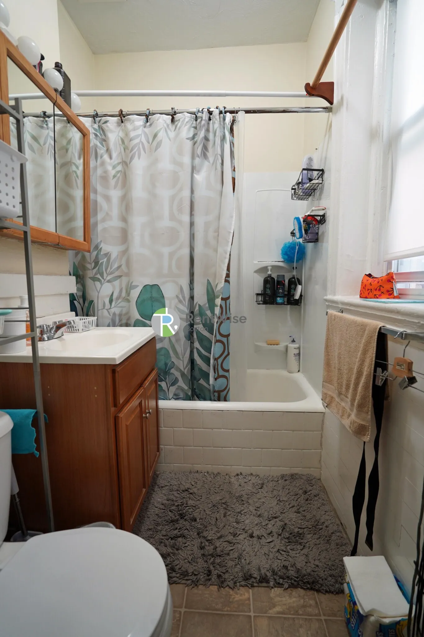 1 bed, 1 bath apartment for rent at 228 Kelton St Unit 2, Allston — photo 14 of 16