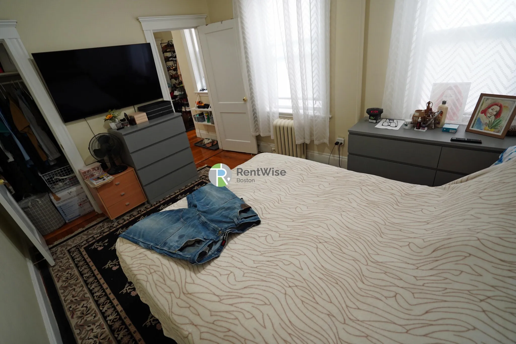 1 bed, 1 bath apartment for rent at 228 Kelton St Unit 2, Allston — photo 13 of 16