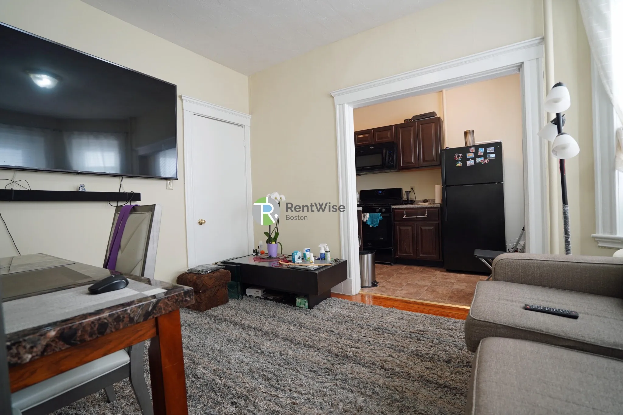 1 bed, 1 bath apartment for rent at 228 Kelton St Unit 2, Allston — photo 4 of 16