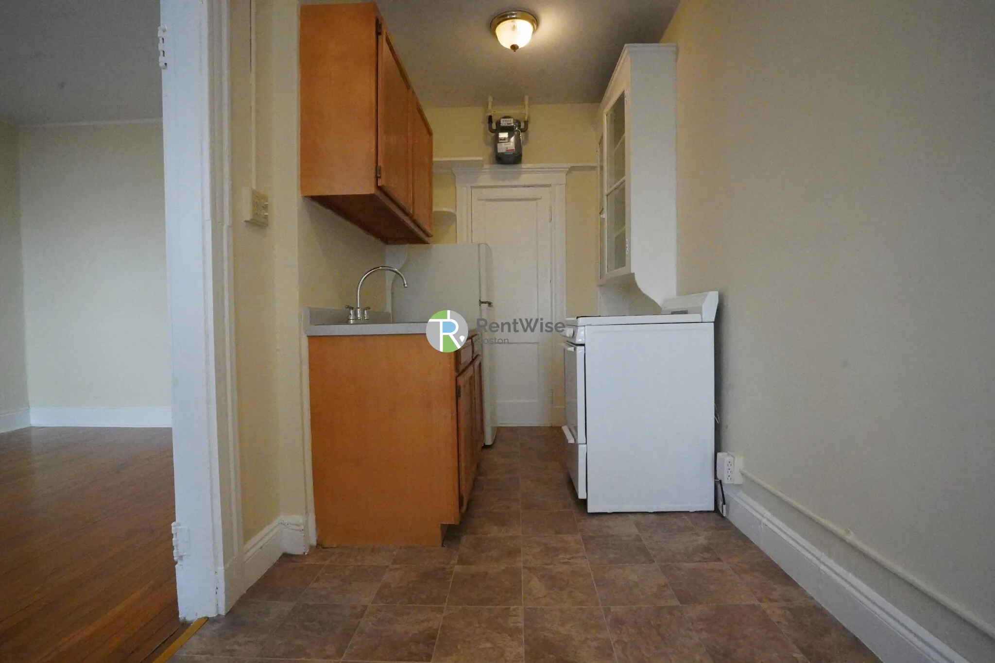 1 bed, 1 bath apartment for rent at 228 Kelton St Unit 9a, Allston — photo 4 of 15
