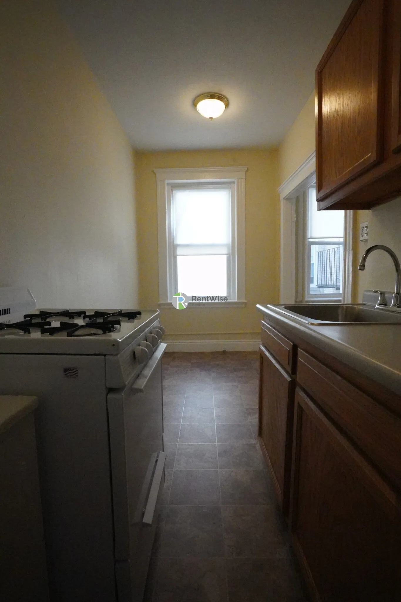 1 bed, 1 bath apartment for rent at 228 Kelton St Unit 9a, Allston — photo 8 of 15