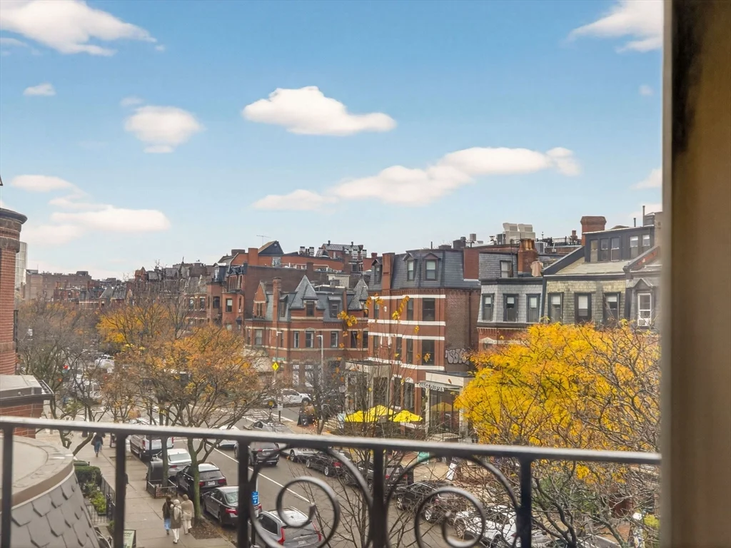 1 bed, 1 bath apartment for rent at 228 Newbury St Unit 31, Back Bay — photo 6 of 7