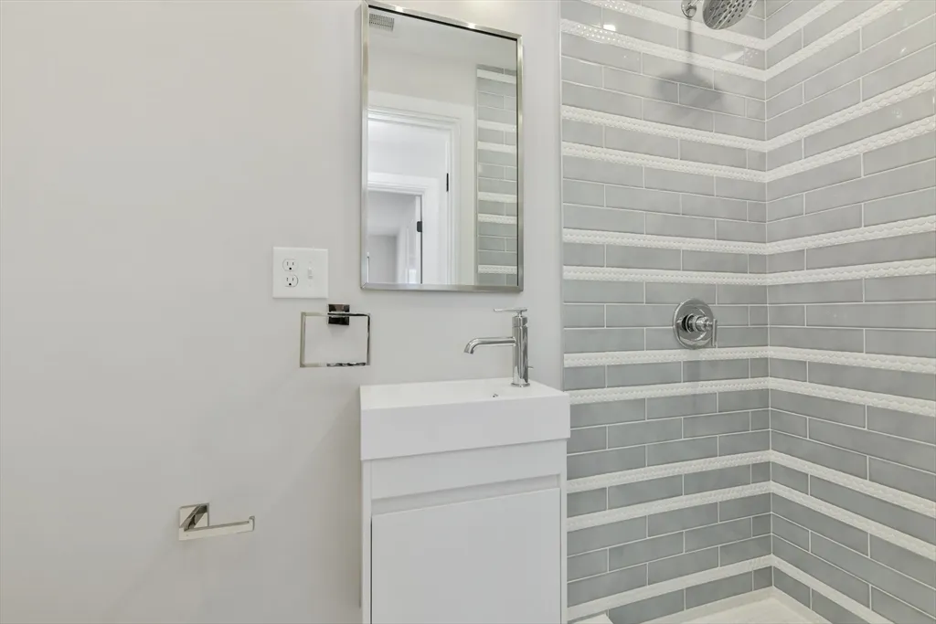 2 bed, 2 bath apartment for rent at 226-228 Princeton St Unit 3, East Boston — photo 2 of 4