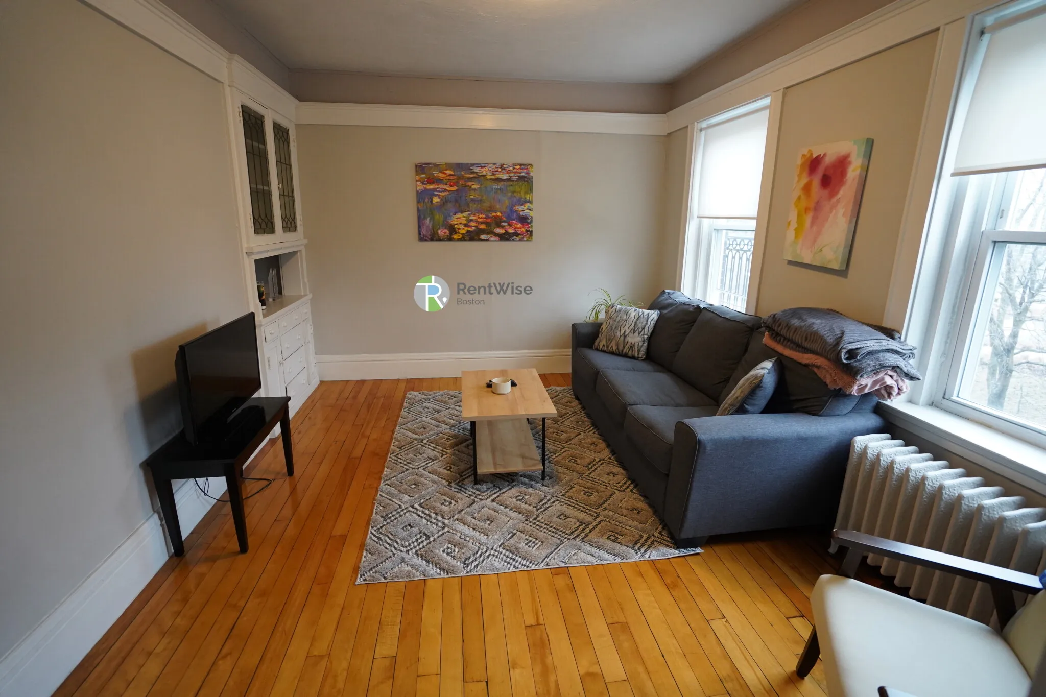 3 bed, 1 bath apartment for rent at 228 South St Unit 5, Jamaica Plain — photo 3 of 18
