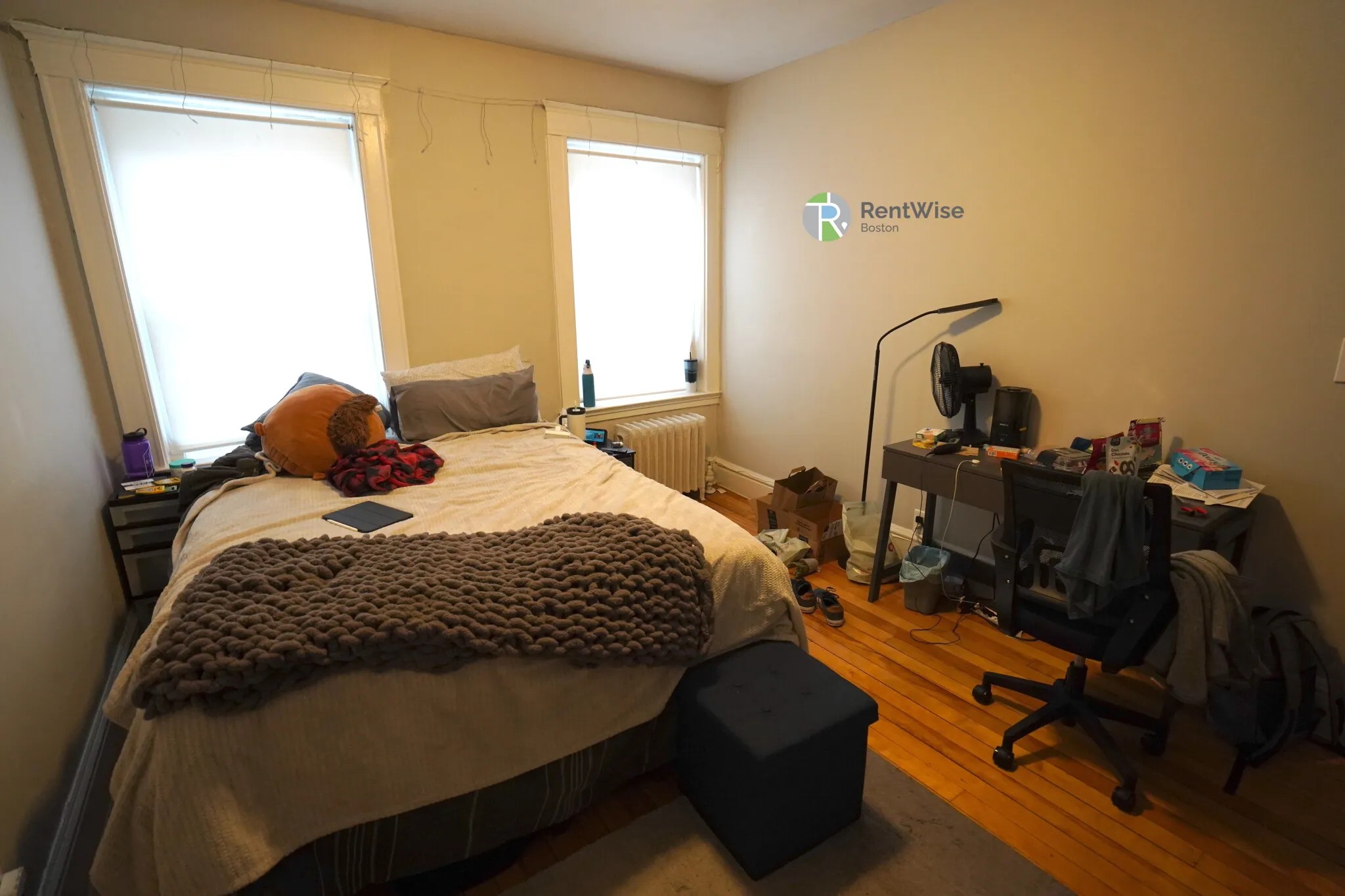 3 bed, 1 bath apartment for rent at 228 South St Unit 5, Jamaica Plain — photo 9 of 18