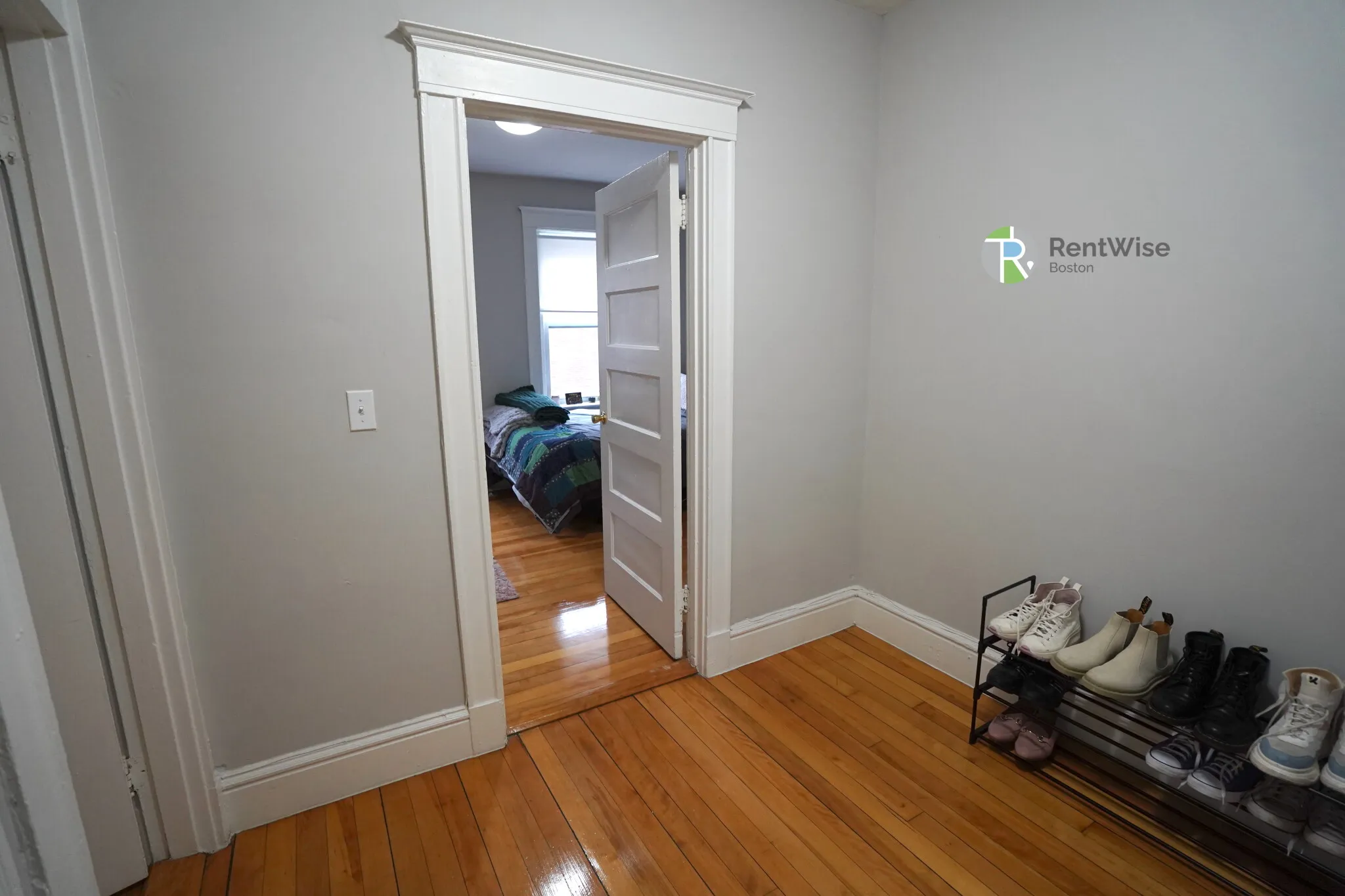 3 bed, 1 bath apartment for rent at 228 South St Unit 5, Jamaica Plain — photo 11 of 18
