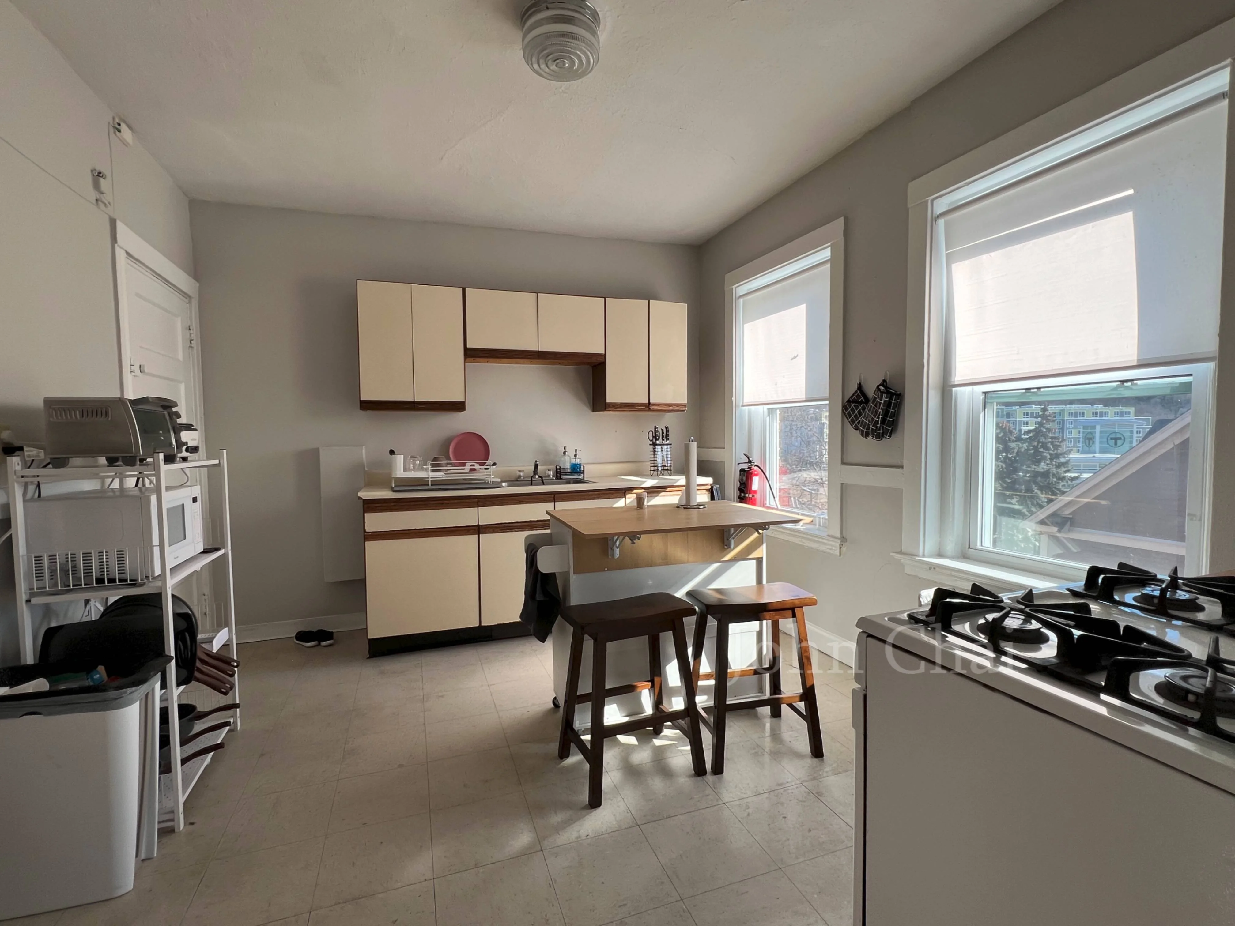 2 bed, 1 bath apartment for rent at 228 South St Unit 8, Jamaica Plain — photo 24 of 33