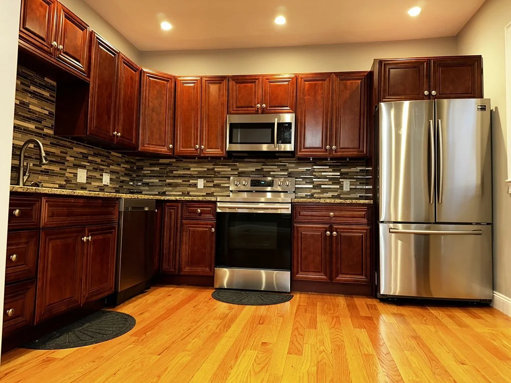 3 bed, 1 bath apartment for rent at 228 Spring St Unit 1, Brockton — photo 10 of 22