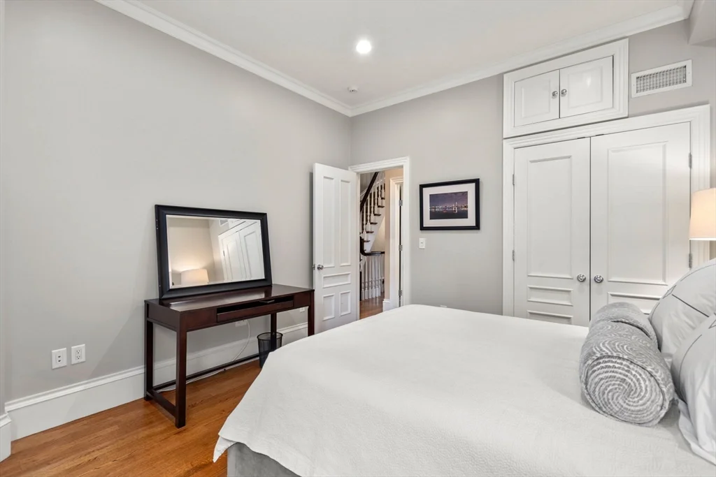 3 bed, 2 bath apartment for rent at 228 W Canton St Unit 2, South End — photo 10 of 42