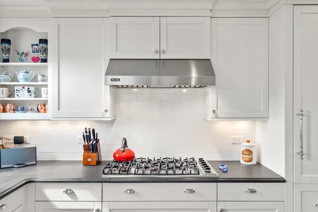 3 bed, 2 bath apartment for rent at 228 W Canton St Unit 2, South End — photo 30 of 42
