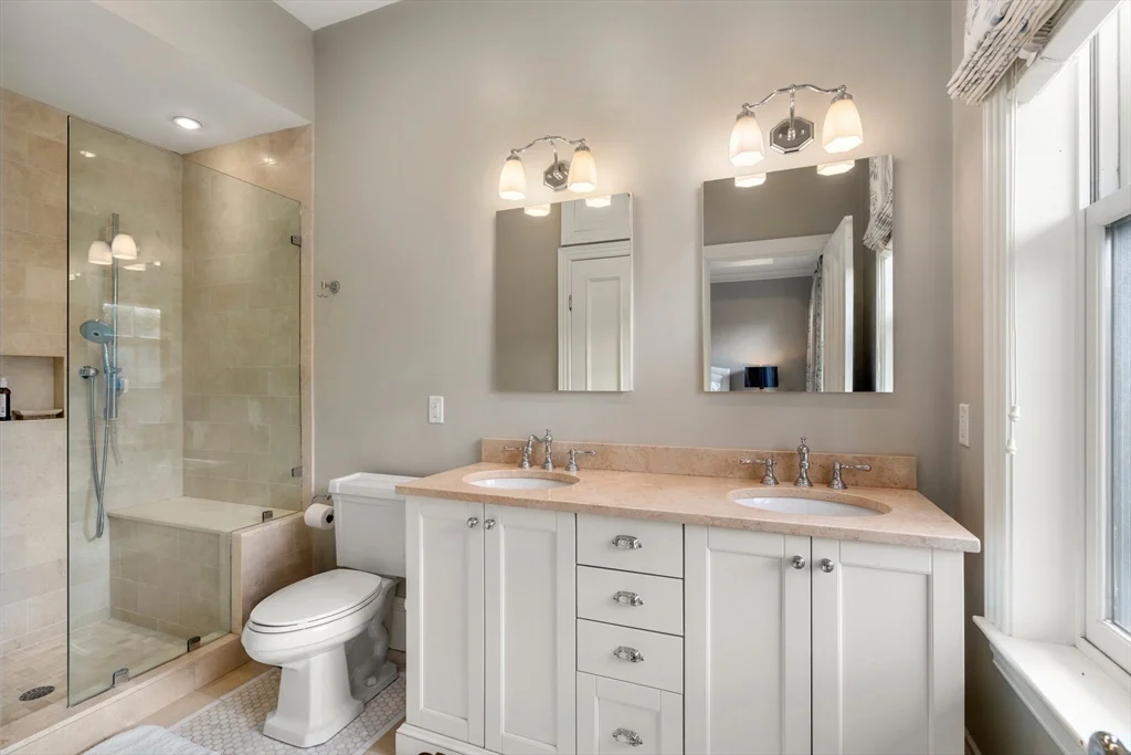 3 bed, 2 bath apartment for rent at 228 W Canton St Unit 2, South End — photo 5 of 42
