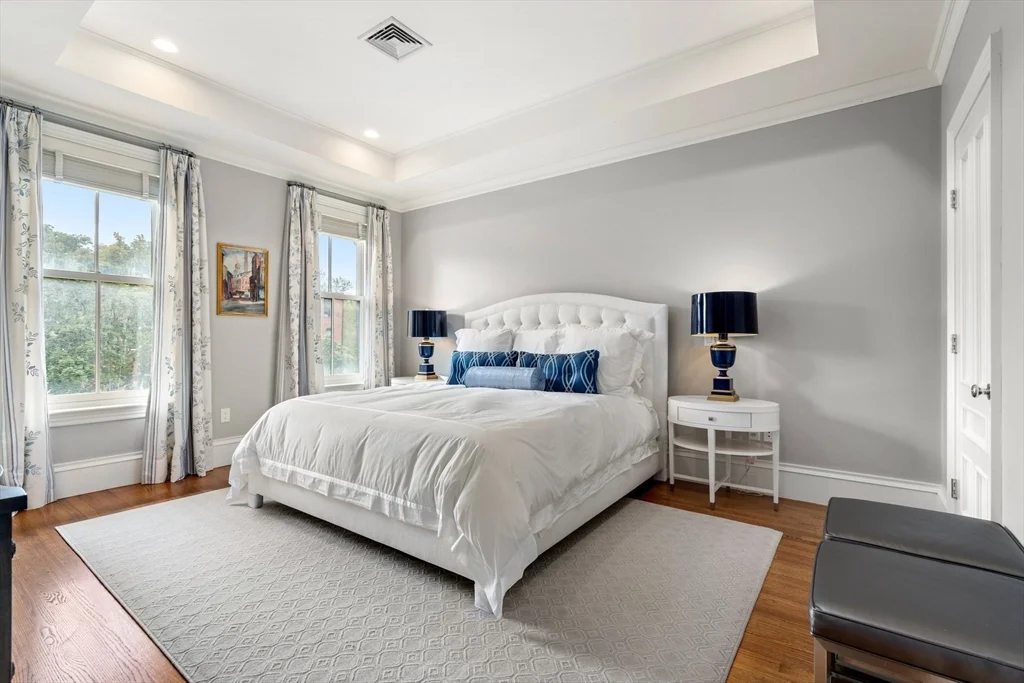 3 bed, 2 bath apartment for rent at 228 W Canton St Unit 2, South End — photo 3 of 42