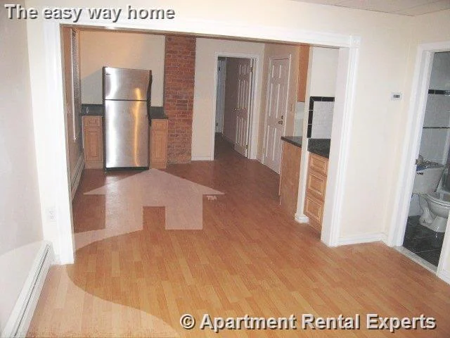 3 bed, 1 bath apartment for rent at 228 Western Ave Unit 2, Central Square — photo 5 of 8