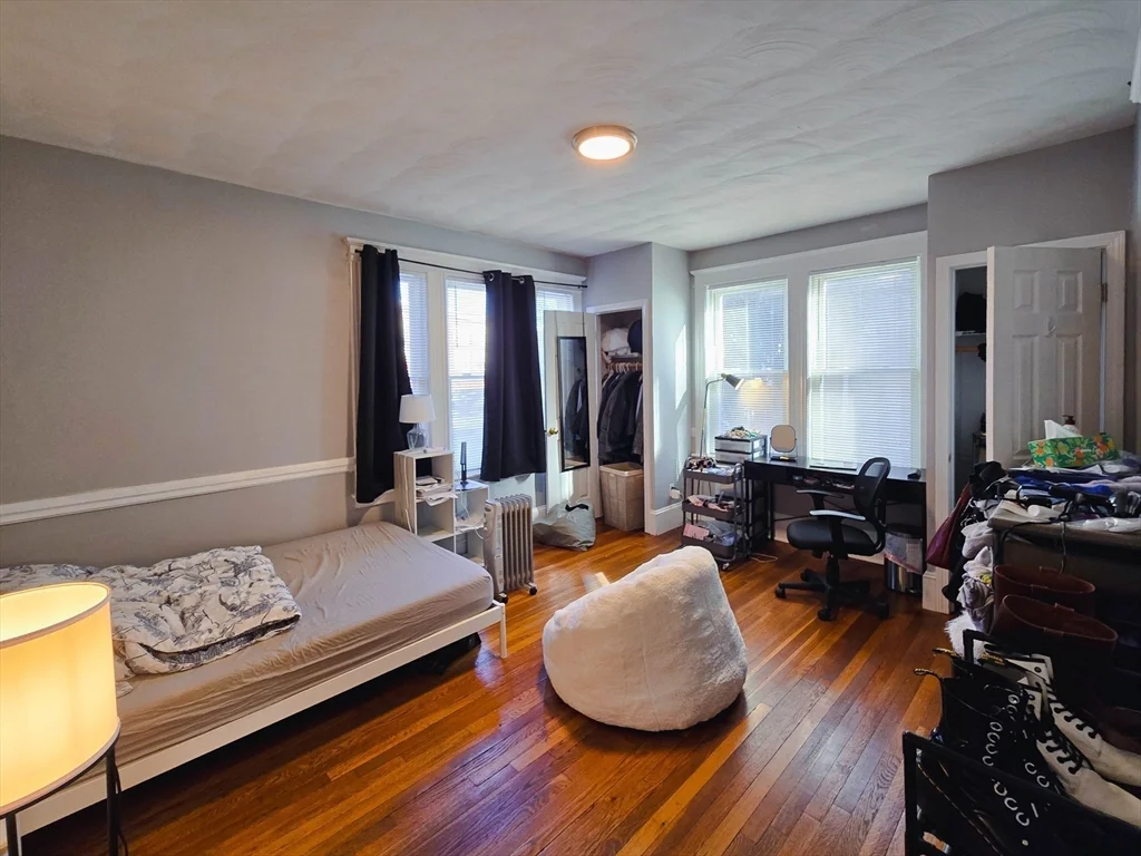 4 bed, 2 bath apartment for rent at 229-231 Chestnut Hill Ave Unit 1, Brighton — photo 6 of 16