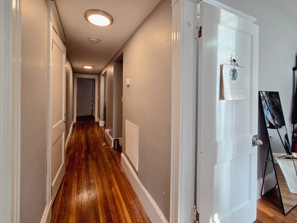 4 bed, 2 bath apartment for rent at 229-231 Chestnut Hill Ave Unit 1, Brighton — photo 9 of 16