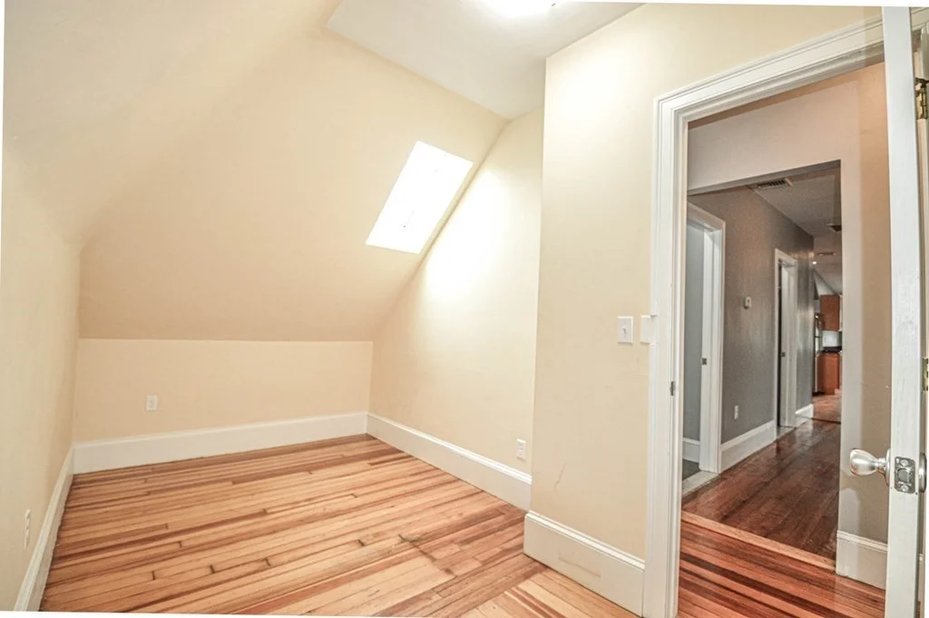 3 bed, 2 bath apartment for rent at 229-231 Chestnut Hill Ave Unit 3, Brighton — photo 7 of 13