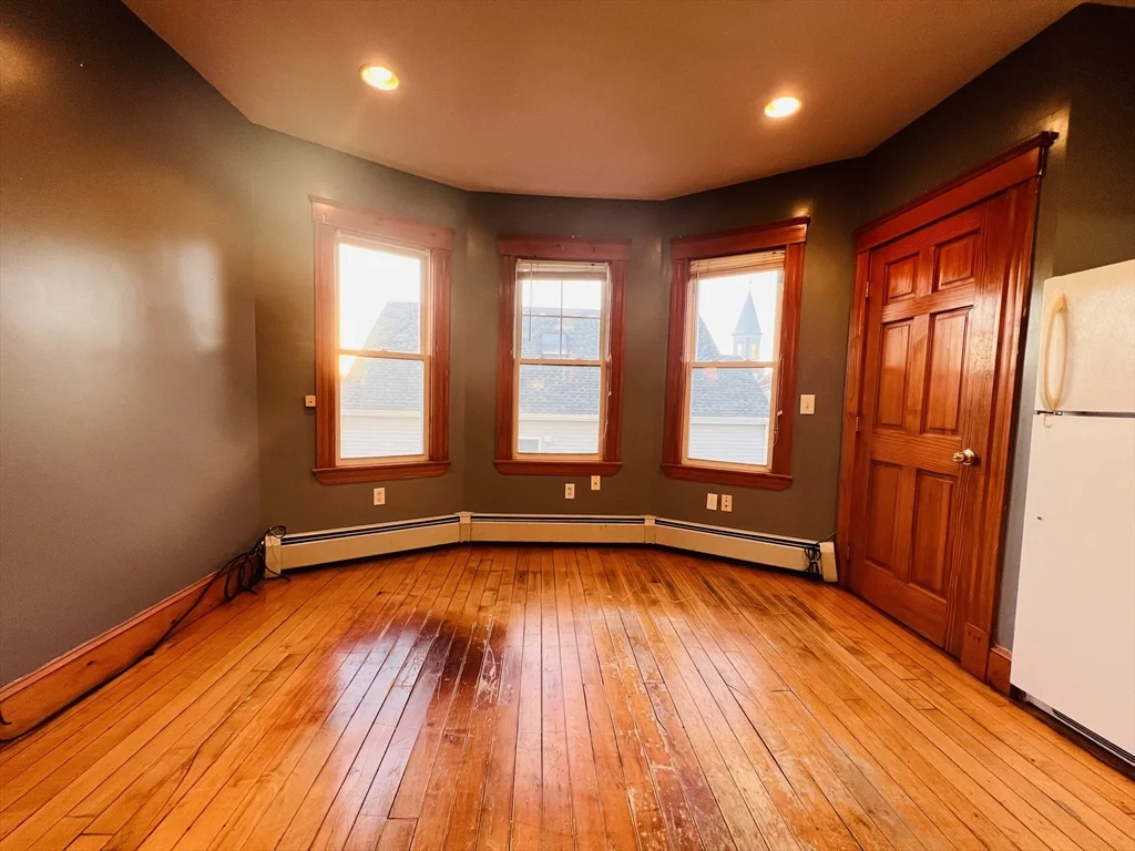 2 bed, 1 bath apartment for rent at 229 Ames St Unit 2W, Brockton — photo 5 of 8
