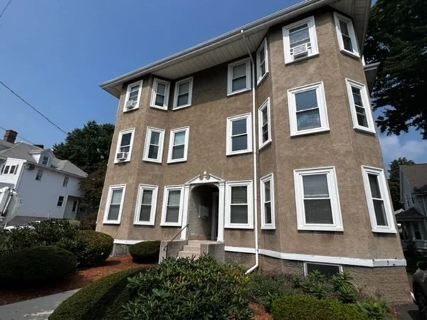 1 bed, 1 bath apartment for rent at 229 Belmont St Unit 2, Belmont — photo 1 of 17