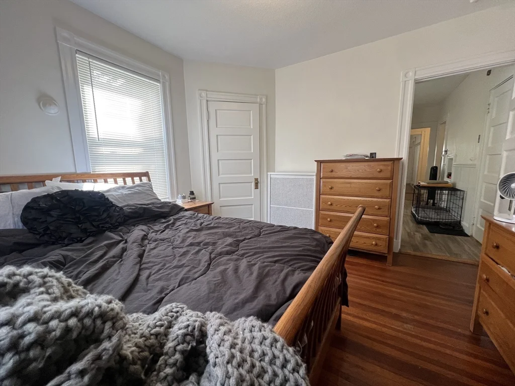 1 bed, 1 bath apartment for rent at 229 Belmont St Unit 2, Belmont — photo 10 of 17