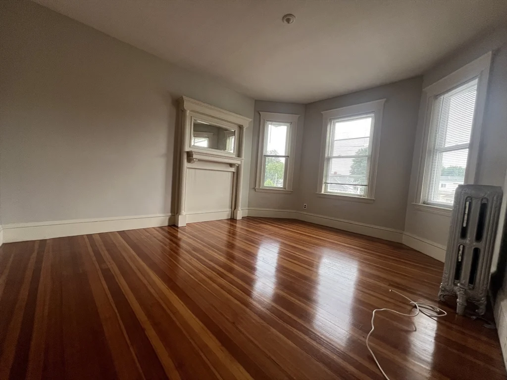 1 bed, 1 bath apartment for rent at 229 Belmont St Unit 3, Belmont — photo 5 of 17