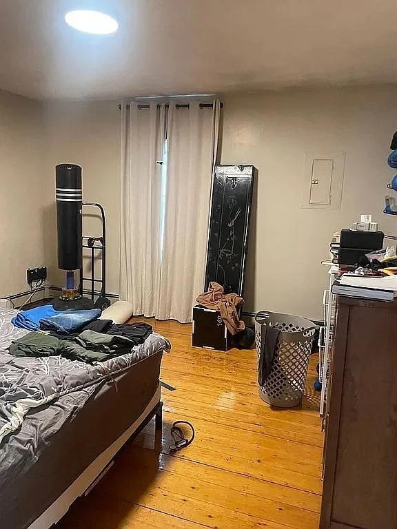3 bed, 1 bath apartment for rent at 229 Chapel Unit 2, Nonantum — photo 8 of 21