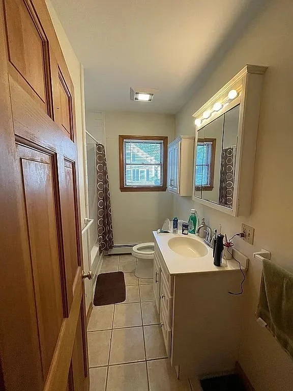 3 bed, 1 bath apartment for rent at 229 Chapel Unit 2, Nonantum — photo 12 of 21