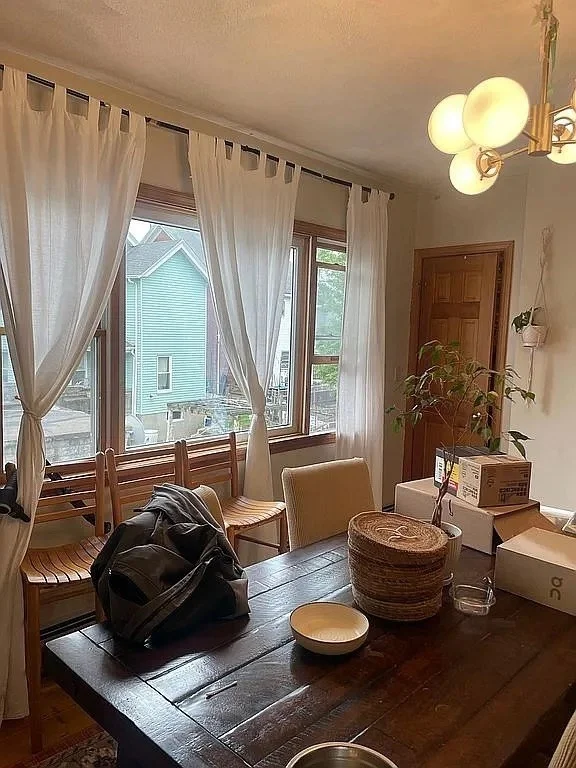 3 bed, 1 bath apartment for rent at 229 Chapel Unit 2, Nonantum — photo 3 of 21