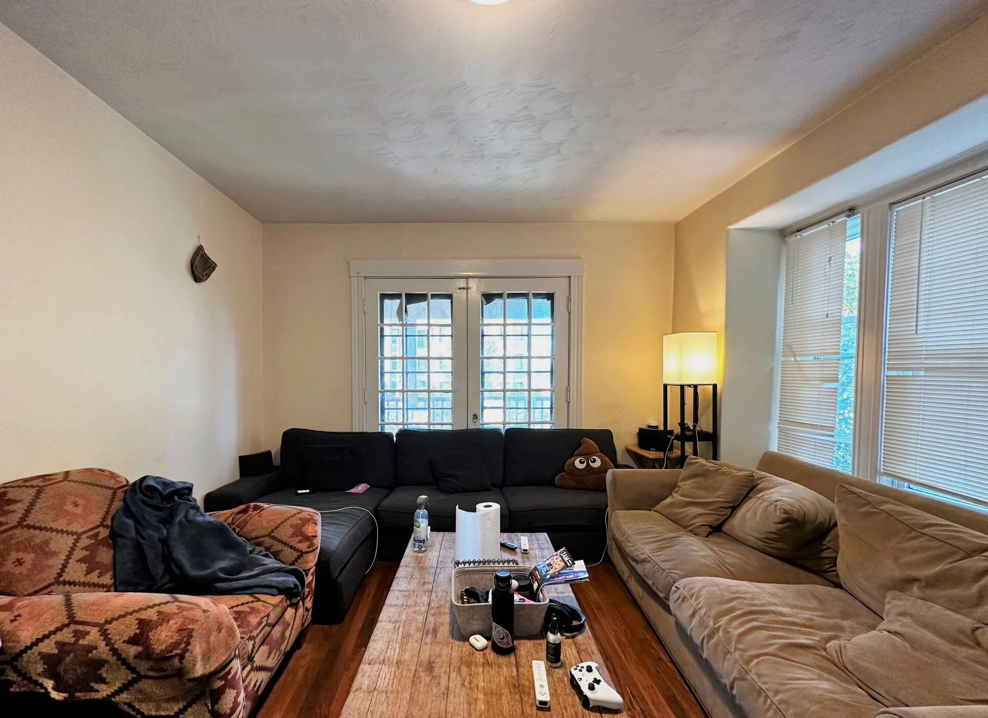4 bed, 2 bath apartment for rent at 229 Chestnut Hill Ave Unit 1F, Brighton — photo 3 of 15