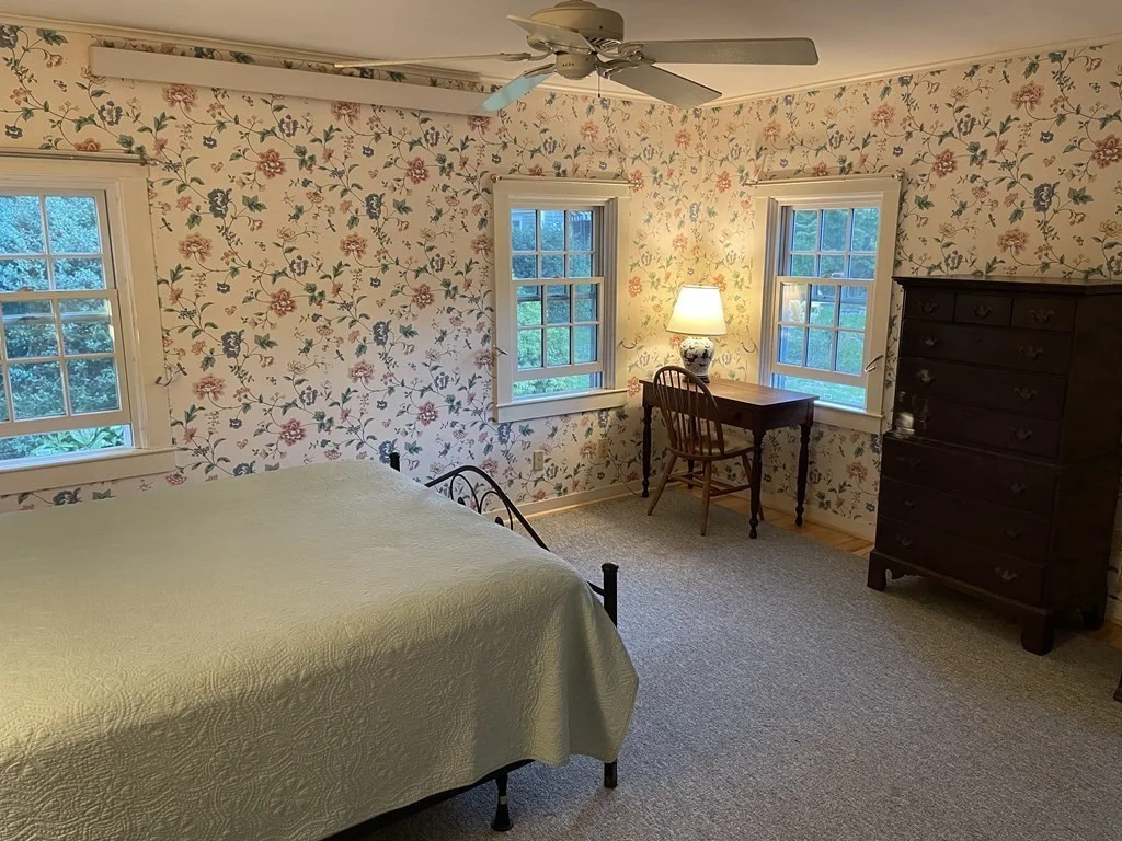3 bed, 2 bath apartment for rent at 229 Cornell Rd Unit WINTER RENT, South Westport — photo 10 of 26