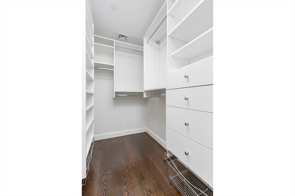 2 bed, 2 bath apartment for rent at 229 E Eagle St Unit 3, East Boston — photo 9 of 17