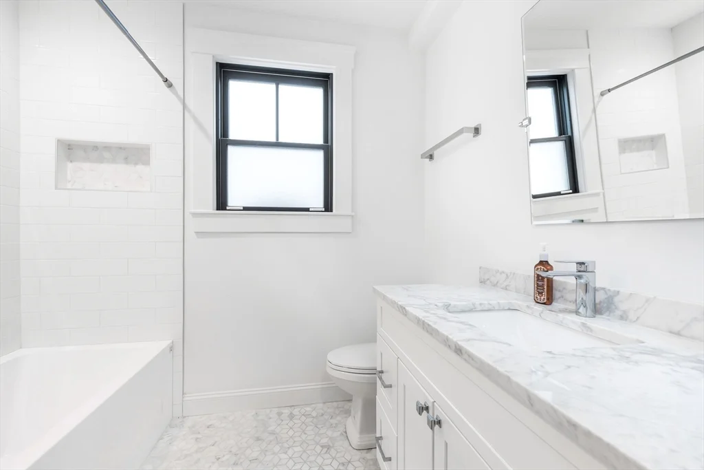2 bed, 2 bath apartment for rent at 229 E Eagle St Unit 3, East Boston — photo 16 of 17