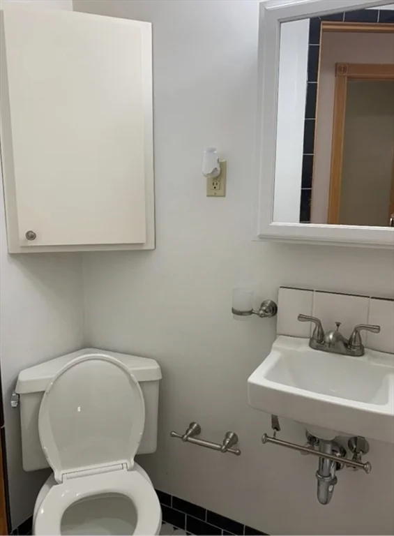 2 bed, 1 bath apartment for rent at 229 Everett St Unit 8, East Boston — photo 4 of 12