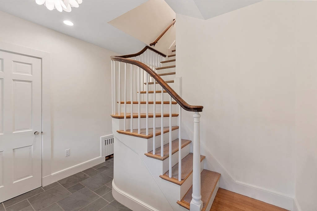 3 bed, 3 bath apartment for rent at 229 Fairhaven Hill Rd, Concord — photo 18 of 25