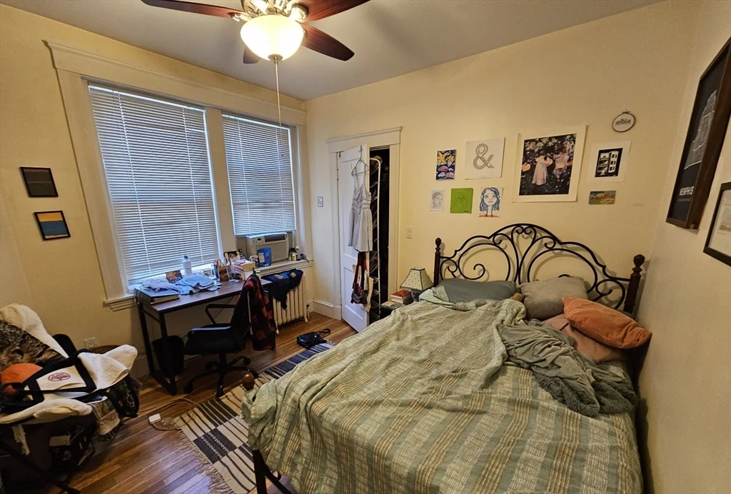 3 bed, 1 bath apartment for rent at 229 Freeman St Unit 3, Coolidge Corner — photo 4 of 10