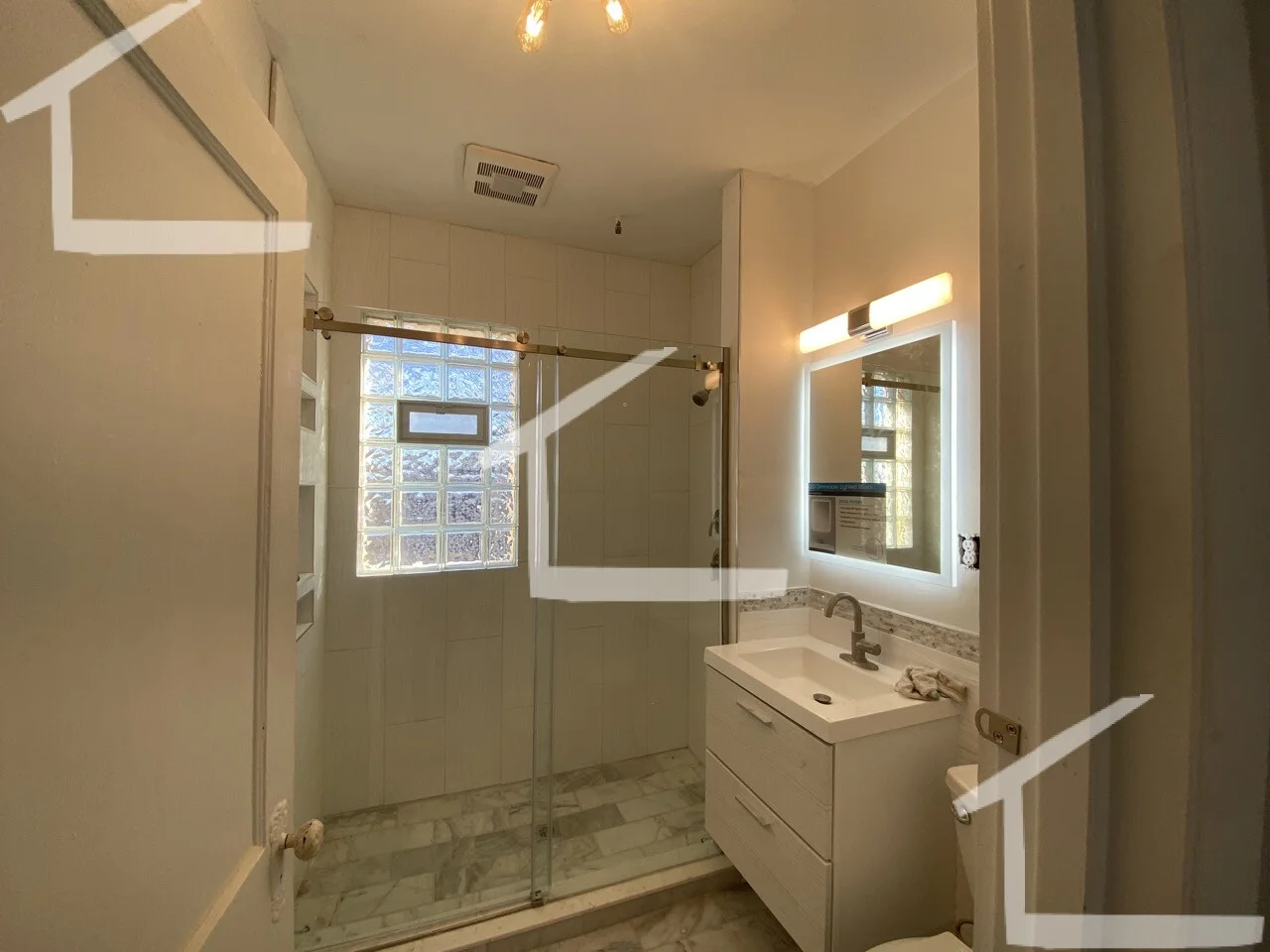 3 bed, 2 bath apartment for rent at 229 Harvard St Unit 6, The Port — photo 20 of 21
