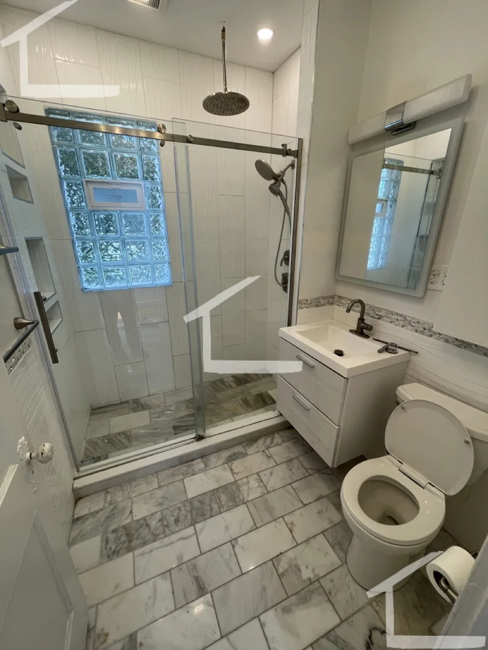 3 bed, 2 bath apartment for rent at 229 Harvard St Unit 6, The Port — photo 9 of 21