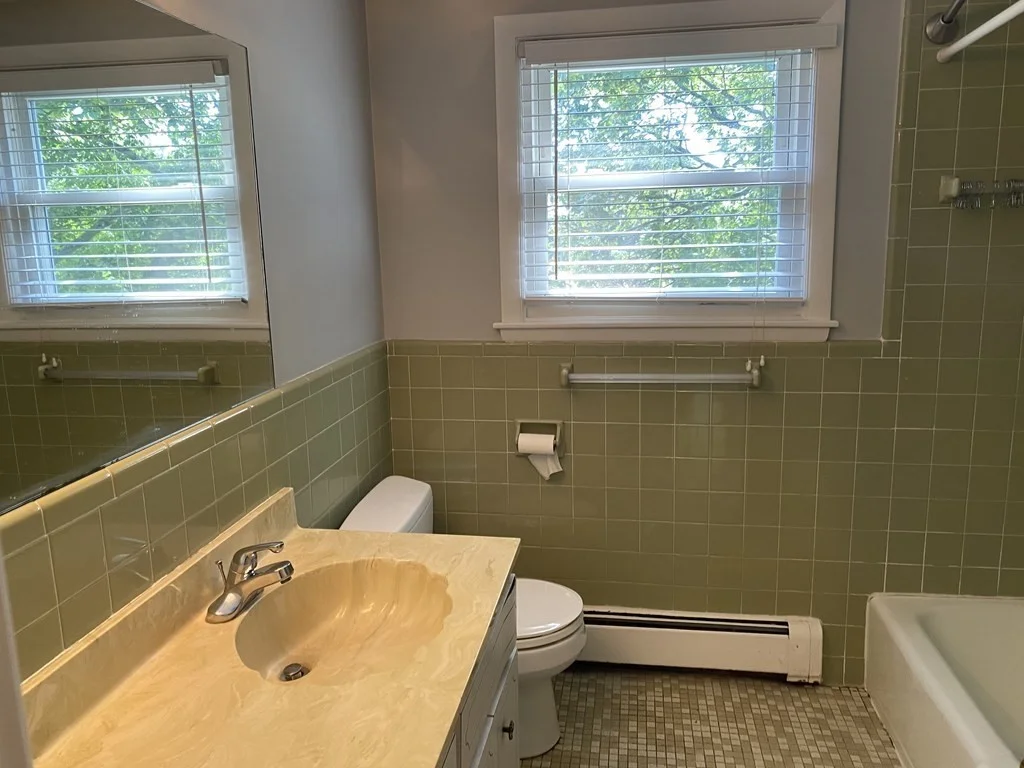 3 bed, 1 bath apartment for rent at 229 Hillside Ave Unit 1, Needham Heights — photo 12 of 13