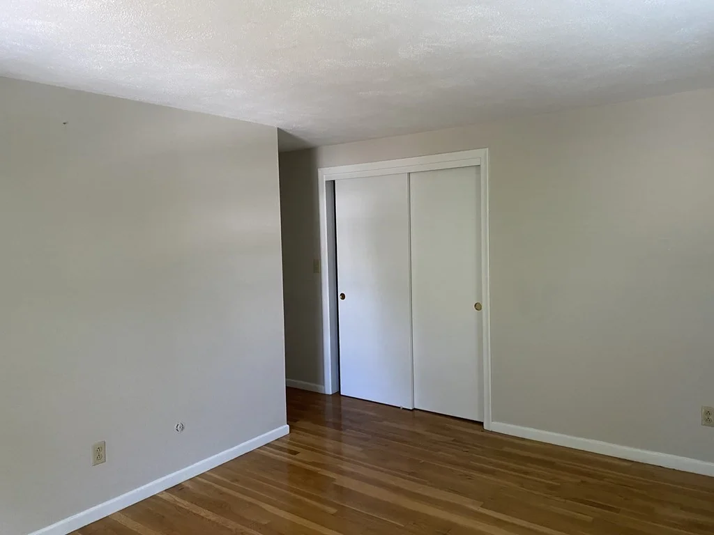 3 bed, 1 bath apartment for rent at 229 Hillside Ave Unit 1, Needham Heights — photo 9 of 13