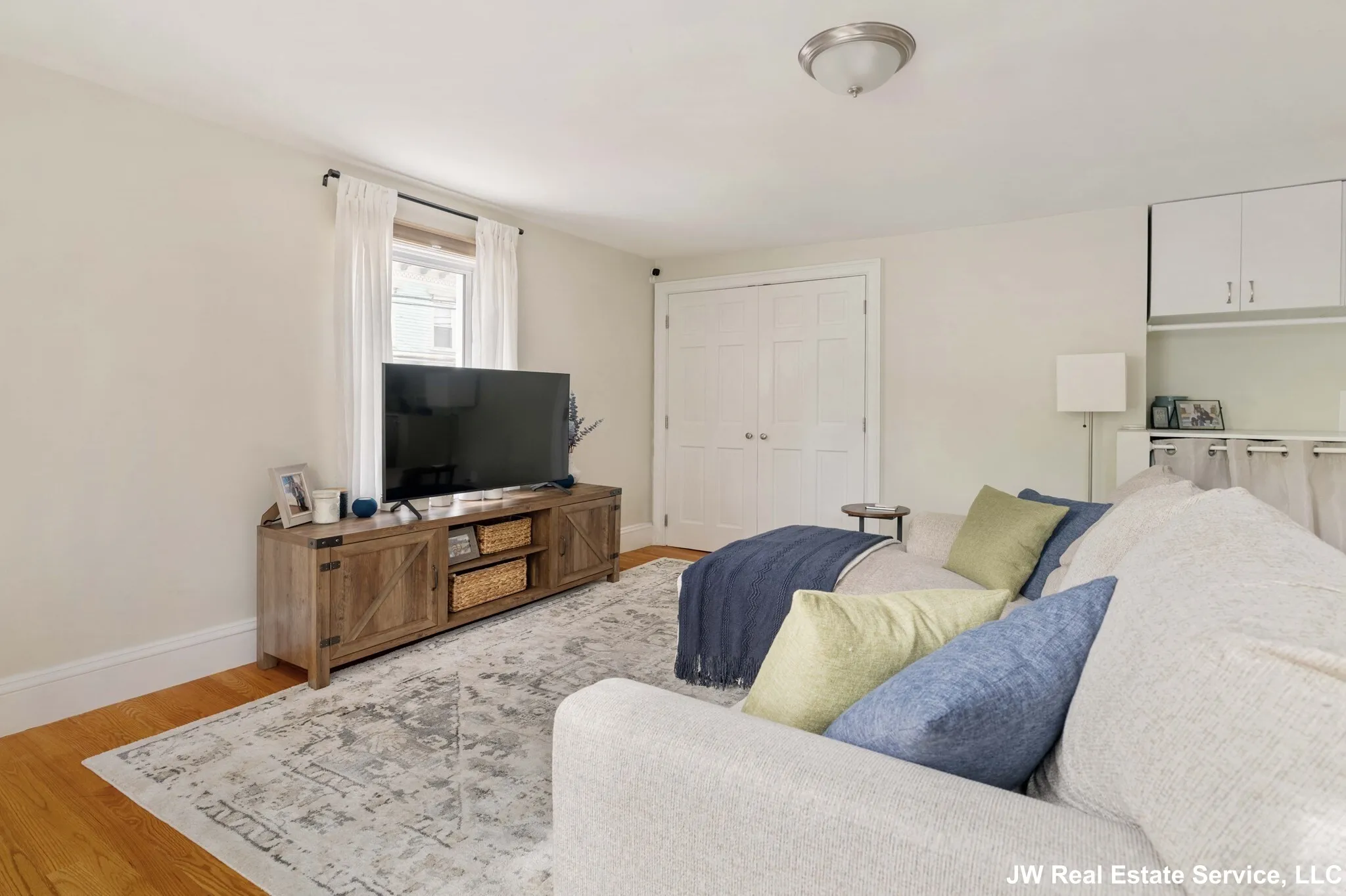 1 bed, 1 bath apartment for rent at 229 Hurley St Unit 1, East Cambridge — photo 2 of 15